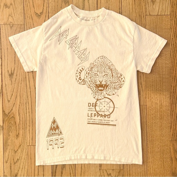 VINYL ICONS Def Leppard 1992 Cotton Graphic Tee In Natural Size X-Small - Picture 2 of 10